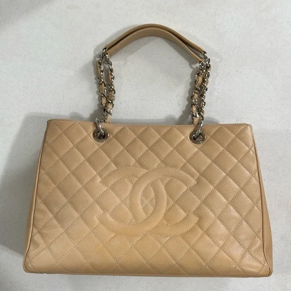 Chanel CC Quilted Shoulder Bag Caviar Beige Large Shopping Tote - Picture 4 of 16